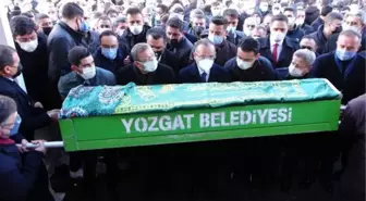 BAKAN BOZDAĞ, YOZGAT'TA CENAZEYE KATILDI