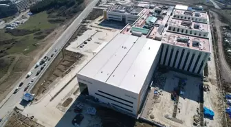 400 yataklı Yalova Devlet Hastanesi'nin Ramazan Bayramı'nda açılması hedefleniyor