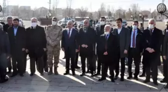 HOCALI KATLİAMINDA HAYATINI KAYBEDENLER KARS'TA ANILDI