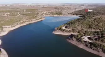 Kar yağışı kuraklığın pençesindeki gölete can suyu oldu