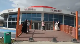 Kütahya'da 11 çiftin nikahları '22.02.2022'de kıyıldı