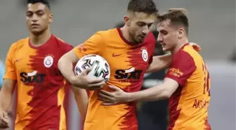 Maç bitti kavgası bitmedi! Halil Dervişoğlu Galatasaray taraftarını ikiye böldü