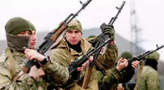 Rusya'nın tanıma kararı sonrası Donbas'taki ayrılıkçılar savaşa hazırlanıyor! Ülkedeki gençleri askere çağırdılar