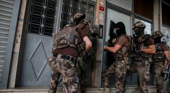 Hatay'da uyuşturucu tacirlerine Polis Özel Harekattan operasyon