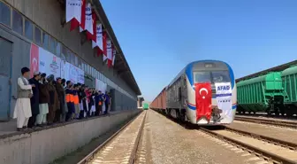 Türkiye'den uzanan yardım eli ikinci 'İyilik Treni' Afganistan'a ulaştı