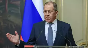 CNN muhabirinin sorusu, Rusya Dışişleri Bakanı Lavrov'u çileden çıkardı: 3. kez mi tekrarlayacaksınız?