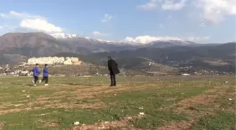 Güreşçi kuzenler, mesire alanında hazırlandıkları Dünya Şampiyonası'nda derece aldı