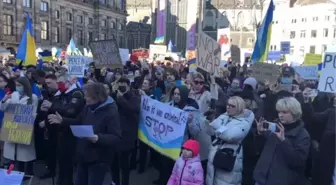 AMSTERDAM - Rusya'nın Ukrayna saldırısı Hollanda'da protesto edildi