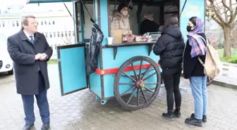 Manisa Büyükşehir'den Üniversite Öğrencilerine Çorba İkramı