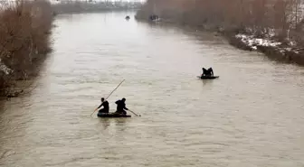 Karasu Nehri'ne düşen lise öğrencisini arama çalışmalarına ara verildi