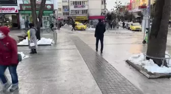 Isparta Valisi Seymenoğlu'dan Kovid-19 vakalarına karşı tedbir ve aşı çağrısı