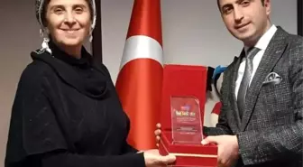 Keşkül-ü Fukara Gönüllüleri'ne plaket