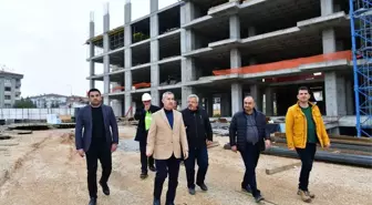 'Yeni Belediye Binamız, Yeşilyurt'un Gelişimine Büyük Katkı Sunacak'
