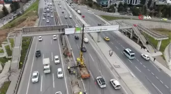 D-100 karayolunun ortasına inen garip merdiven kaldırıldı