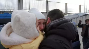 Son dakika haber | Edirneli baba, Ukrayna'daki savaştan kurtulan kızı ve eşine gözyaşlarıyla kavuştu