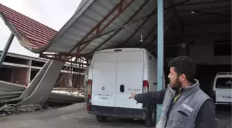 GAZİANTEP'TE FIRTINA; ÇATILAR UÇTU, ARAÇLAR HASAR GÖRDÜ