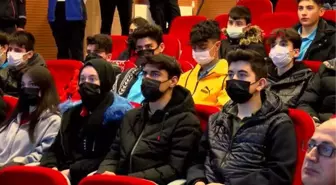 İSTANBUL-OKULLARDA TATBİKAT ÖNCESİ ÖĞRENCİLER AFAD'IN SİMÜLASYONUNDA DEPREMİ YAŞADI