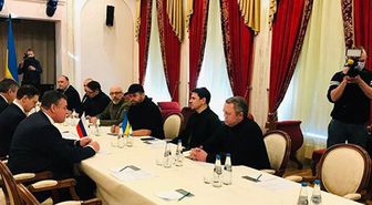 Saldırının sekizinci gününde tüm dünyanın gözü Belarus sınırındaki Brest'te! Rusya-Ukrayna barış görüşmelerinin ikinci turu başladı