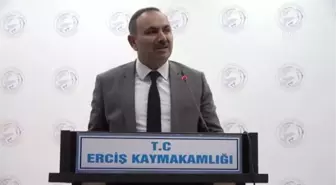 Erciş'te akademisyen ve yöneticiler öğrencilerle buluştu