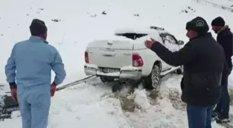 Yoğun kar yağışı yaşamı olumsuz etkiliyor (2)