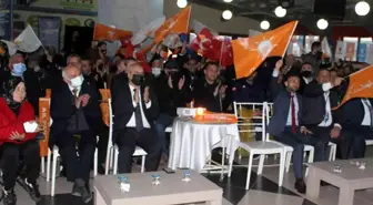 AK Partili mahalle başkanları Salihli'de eğitimden geçti