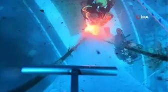 Deniz Kuvvetleri'nde görevli dalgıçlar onarım ve kaynak faaliyetleri de yapıyor