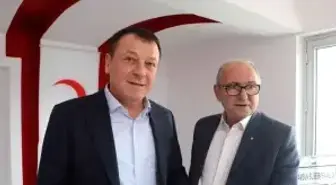 İş adamı Adnan Ölmez'den Ukrayna'ya 200 bin TL bağış