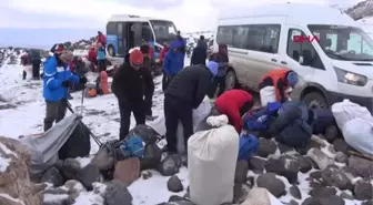 27 DAĞCI, AĞRI DAĞI'NDA ZİRVE TIRMANIŞINA BAŞLADI