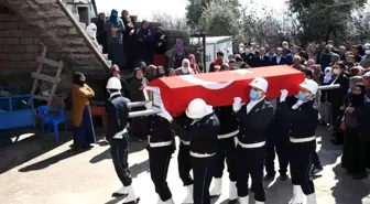 Kazada ağır yaralanan stajyer polis hayatını kaybetti