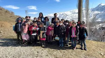 Kuşadası'ndan Siirt ve Bitlis'teki öğrencilere yardım