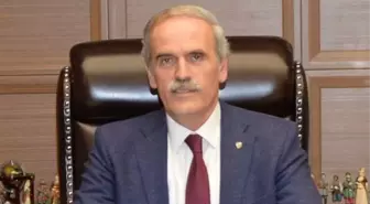 Eski AK Partili belediye başkanı korumasını vurdu!