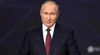 Putin'in eşi kimdir? Putin evli mi, çocuğu var mı, oğlu var mı, eşi kimdir? Putin'in annesi ve babası kimdir, yaşıyor mu? Putin'in kaç çocuğu var?