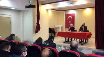 Seyitgazi'de muhtarlar toplantısı