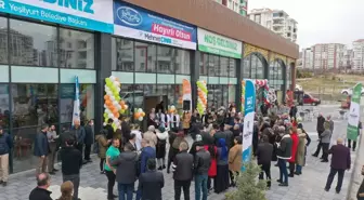 'Üreten ve Girişimci Kadınlarımızla Gurur Duyuyoruz'