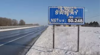 Saray'da karla mücadele çalışmaları sürüyor