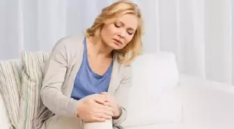 Dizde ağrı ve şişlik menüsküs yırtığının belirtisi olabilir