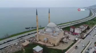 İstanbul Şehzadebaşı Camii'nin bir benzerini Giresun'da inşa ettilerŞehzadebaşı Camisi'nin ölçüleriyle Giresun'un Bulancak ilçesinde yığma taş usulü...