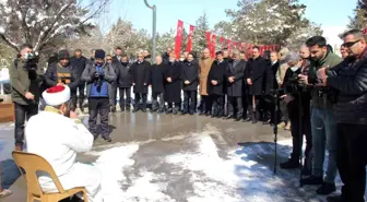 Erzincan'da deprem şehitleri dualarla anıldı