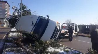 Gaziantep'te devrilen yolcu minibüsündeki 7 kişi yaralandı