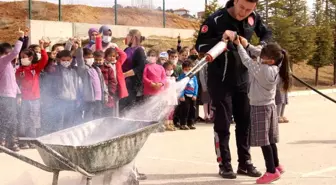 Elmalılı öğrencilere yangın tatbikatı