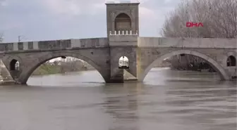 TRAKYA'DA BARAJLAR DOLDU, NEHİRLERİN DEBİLERİ YÜKSELDİ -TEKRAR