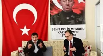 Vali Kızılkaya'dan şehit babası Esmer'e ziyaret