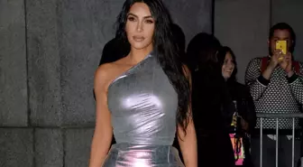 Kim Kardashian, Kanye West'ten 'uzaklaşmaya' çalışıyor