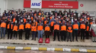 Samsun'da eğitimlerini tamamlayan AFAD gönüllülerine sertifikaları verildi