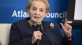 ABD'nin ilk kadın Dışişleri Bakanı Madeleine Albright hayatını kaybetti