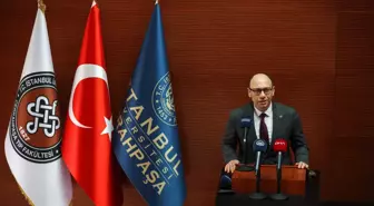 Büyük Önder Atatürk'ün doktorunun adını taşıyan amfi yeniden açıldı