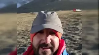 Lokman Hekim Van Hastanesi'nin flaması Everest Tepesi'nde... Vanlı Fizyoterapist Everest Tepesi'ne çıktı