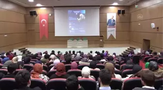 'Prof. Dr. Teoman Duralı'nın Yaşamı ve Felsefesi' paneli düzenlendi