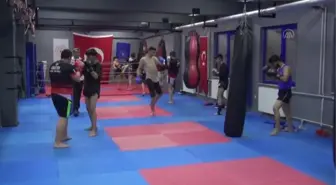 Bitlisli sporcular Muay Thai Türkiye Şampiyonasına hazırlanıyor