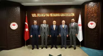 Manisa'nın AK Parti'li vekilleri bakanlarla görüştü